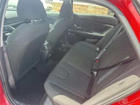 More photos of 2024 Hyundai Elantra SEL at Jerry Hunt Supercenter - Lexington, NC