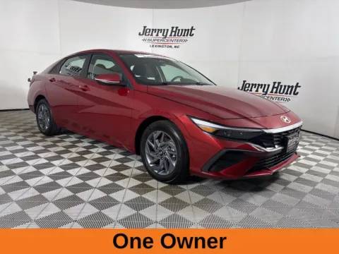 More photos of 2024 Hyundai Elantra SEL at Jerry Hunt Supercenter - Lexington, NC