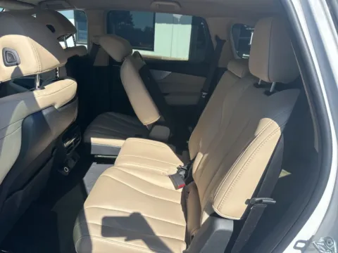 More photos of 2024 Acura MDX 3.5L at Jerry Hunt Supercenter - Lexington, NC