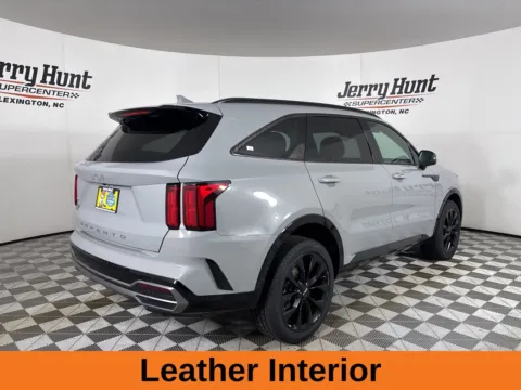 More photos of 2022 Kia Sorento SX at Jerry Hunt Supercenter - Lexington, NC
