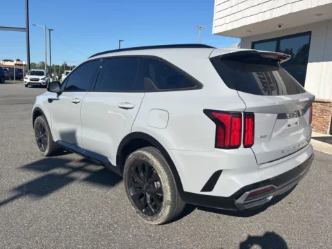 More photos of 2022 Kia Sorento SX at Jerry Hunt Supercenter - Lexington, NC