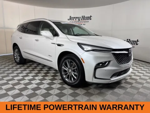 More photos of 2022 Buick Enclave Avenir at Jerry Hunt Supercenter - Lexington, NC