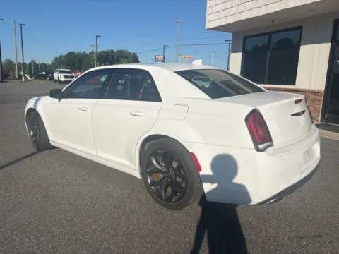 More photos of 2023 Chrysler 300 S at Jerry Hunt Supercenter - Lexington, NC