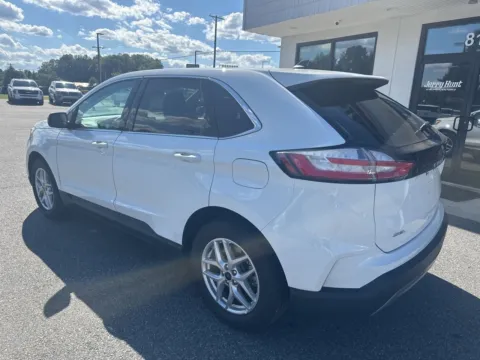 More photos of 2024 Ford Edge SEL at Jerry Hunt Supercenter - Lexington, NC