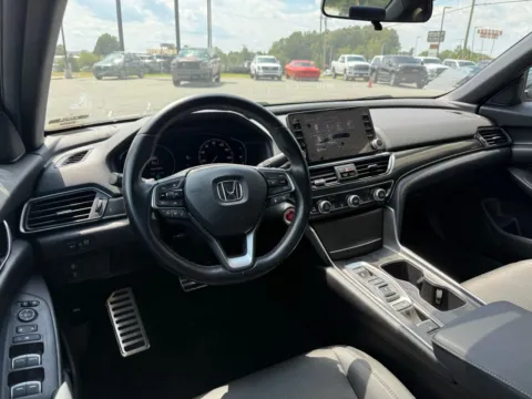 More photos of 2022 Honda Accord Sport 2.0T at Jerry Hunt Supercenter - Lexington, NC