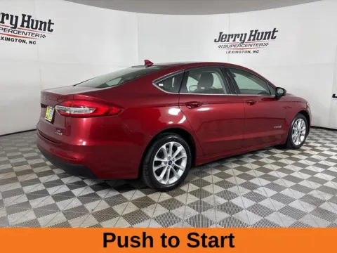 More photos of 2019 Ford Fusion Hybrid SE at Jerry Hunt Supercenter - Lexington, NC