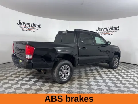More photos of 2017 Toyota Tacoma SR at Jerry Hunt Supercenter - Lexington, NC