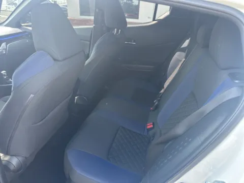 More photos of 2020 Toyota C-HR XLE at Jerry Hunt Supercenter - Lexington, NC