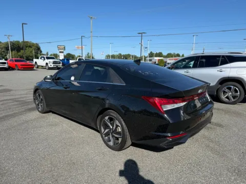 More photos of 2023 Hyundai Elantra Limited at Jerry Hunt Supercenter - Lexington, NC