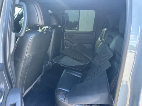 More photos of 2023 Nissan Frontier PRO-4X at Jerry Hunt Supercenter - Lexington, NC