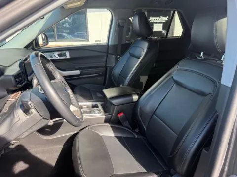 Photos of 2024 Ford Explorer Limited for sale in Lexington, NC at Jerry Hunt Supercenter - Lexington