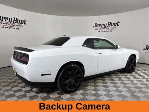 More photos of 2018 Dodge Challenger SXT at Jerry Hunt Supercenter - Lexington, NC