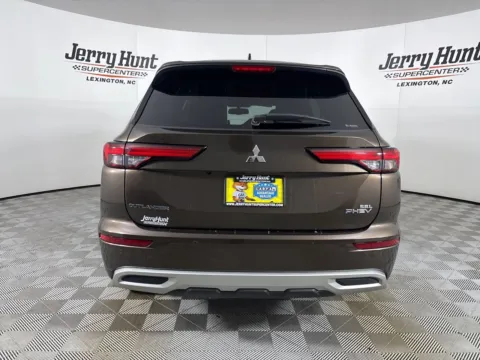 More photos of 2023 Mitsubishi Outlander PHEV SEL at Jerry Hunt Supercenter - Lexington, NC