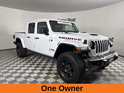 More photos of 2023 Jeep Gladiator Mojave at Jerry Hunt Supercenter - Lexington, NC
