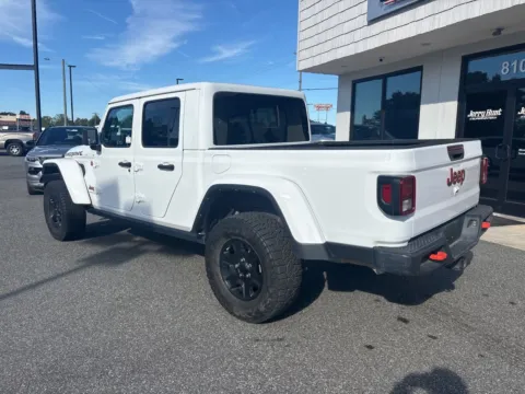 More photos of 2023 Jeep Gladiator Mojave at Jerry Hunt Supercenter - Lexington, NC