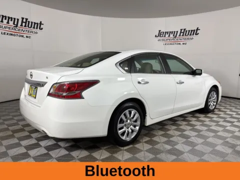 More photos of 2015 Nissan Altima 2.5 S at Jerry Hunt Supercenter - Lexington, NC