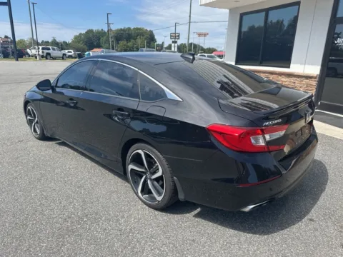 More photos of 2022 Honda Accord Sport 2.0T at Jerry Hunt Supercenter - Lexington, NC