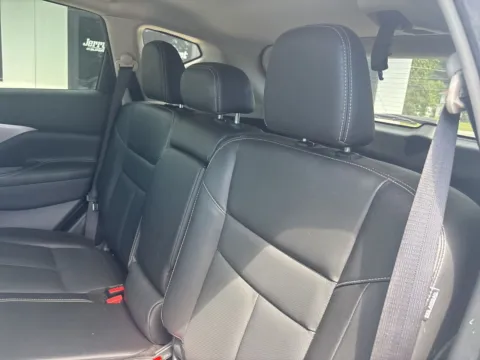 More photos of 2024 Nissan Murano SL at Jerry Hunt Supercenter - Lexington, NC