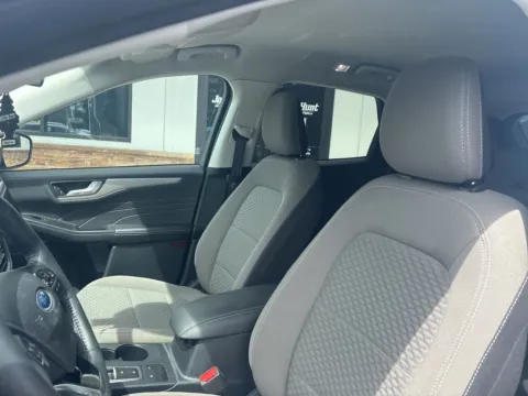 Photos of 2021 Ford Escape SE for sale in Lexington, NC at Jerry Hunt Supercenter - Lexington