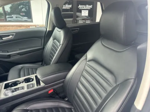 Photos of 2024 Ford Edge SEL for sale in Lexington, NC at Jerry Hunt Supercenter - Lexington
