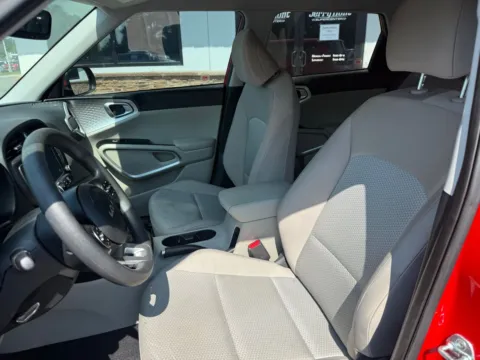 Photos of 2024 Kia Soul LX for sale in Lexington, NC at Jerry Hunt Supercenter - Lexington