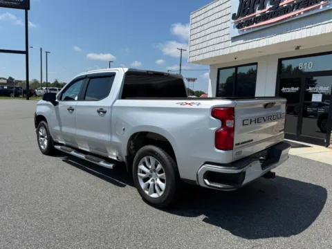 More photos of 2021 Chevrolet Silverado 1500 Custom at Jerry Hunt Supercenter - Lexington, NC