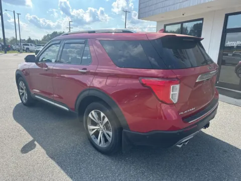 More photos of 2020 Ford Explorer Platinum at Jerry Hunt Supercenter - Lexington, NC