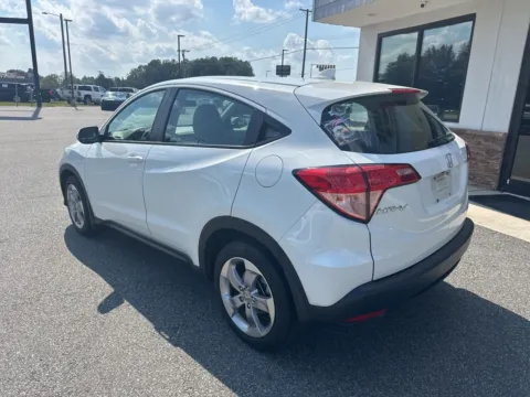More photos of 2018 Honda HR-V LX at Jerry Hunt Supercenter - Lexington, NC