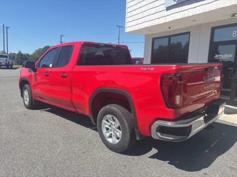 More photos of 2023 GMC Sierra 1500 Pro at Jerry Hunt Supercenter - Lexington, NC