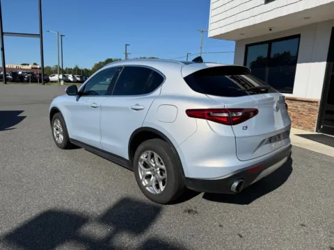 More photos of 2021 Alfa Romeo Stelvio at Jerry Hunt Supercenter - Lexington, NC
