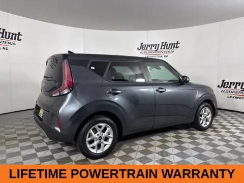 More photos of 2023 Kia Soul LX at Jerry Hunt Supercenter - Lexington, NC