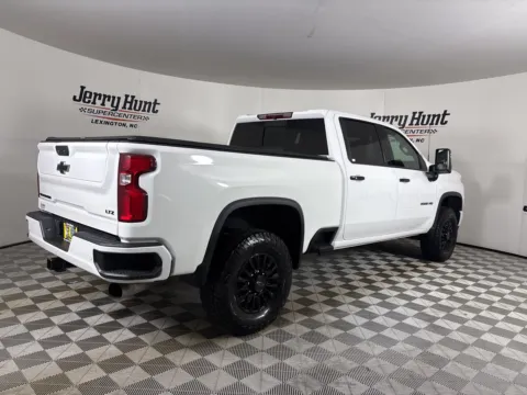 More photos of 2023 Chevrolet Silverado 3500HD LTZ at Jerry Hunt Supercenter - Lexington, NC