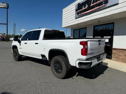 More photos of 2023 Chevrolet Silverado 3500HD LTZ at Jerry Hunt Supercenter - Lexington, NC