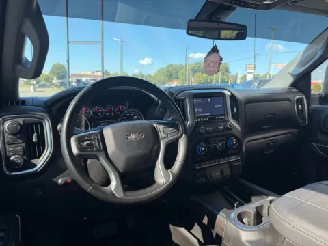 More photos of 2023 Chevrolet Silverado 3500HD LTZ at Jerry Hunt Supercenter - Lexington, NC