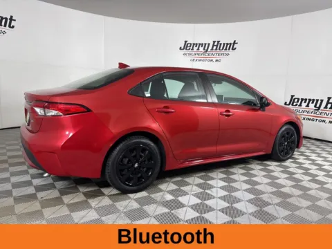 More photos of 2021 Toyota Corolla LE at Jerry Hunt Supercenter - Lexington, NC