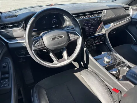 Another view of 2022 Jeep Grand Cherokee L Altitude for sale in Lexington, NC at Jerry Hunt Supercenter - Lexington