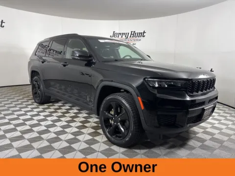 More photos of 2022 Jeep Grand Cherokee L Altitude at Jerry Hunt Supercenter - Lexington, NC