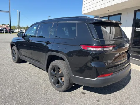 More photos of 2022 Jeep Grand Cherokee L Altitude at Jerry Hunt Supercenter - Lexington, NC