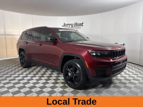 More photos of 2023 Jeep Grand Cherokee L Altitude at Jerry Hunt Supercenter - Lexington, NC