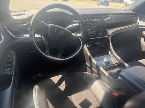 Another view of 2023 Jeep Grand Cherokee L Altitude for sale in Lexington, NC at Jerry Hunt Supercenter - Lexington