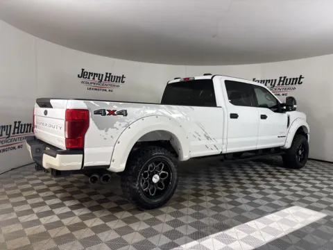 More photos of 2022 Ford F-250SD XLT at Jerry Hunt Supercenter - Lexington, NC