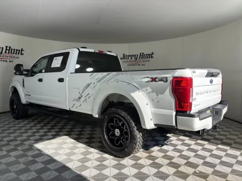 More photos of 2022 Ford F-250SD XLT at Jerry Hunt Supercenter - Lexington, NC