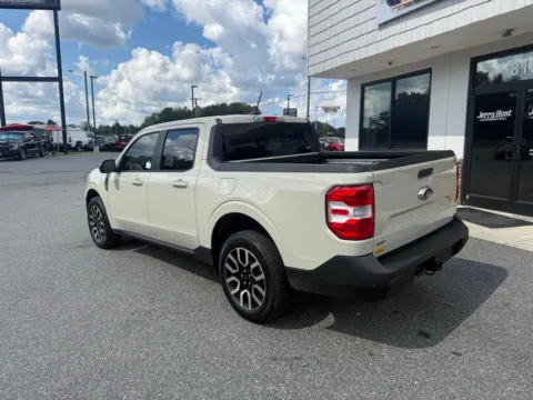 More photos of 2024 Ford Maverick Lariat at Jerry Hunt Supercenter - Lexington, NC