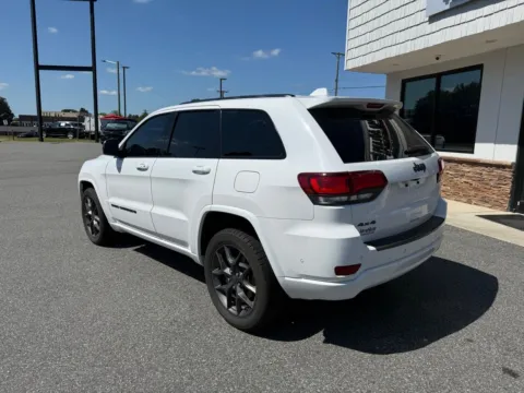More photos of 2021 Jeep Grand Cherokee 80th Anniversary Edition at Jerry Hunt Supercenter - Lexington, NC