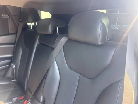 More photos of 2022 Hyundai Santa Fe Limited at Jerry Hunt Supercenter - Lexington, NC
