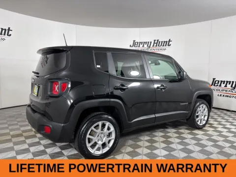 More photos of 2023 Jeep Renegade Latitude at Jerry Hunt Supercenter - Lexington, NC