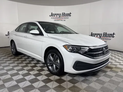 More photos of 2024 Volkswagen Jetta 1.5T SE at Jerry Hunt Supercenter - Lexington, NC