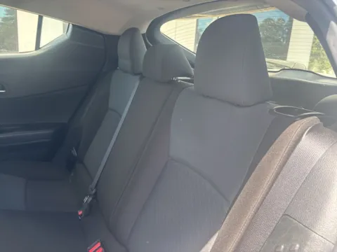More photos of 2021 Toyota C-HR LE at Jerry Hunt Supercenter - Lexington, NC