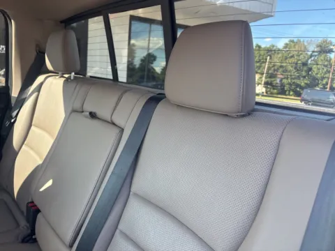 More photos of 2019 Honda Ridgeline RTL at Jerry Hunt Supercenter - Lexington, NC