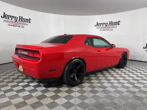 More photos of 2014 Dodge Challenger R/T at Jerry Hunt Supercenter - Lexington, NC